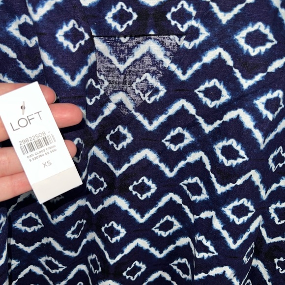 Batik Bar Back Cropped Shell - Picture 6 of 6